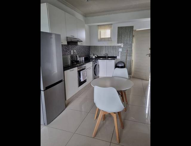 2 BEDROOM PROPERTY TO RENT IN UMHLANGA RIDGE